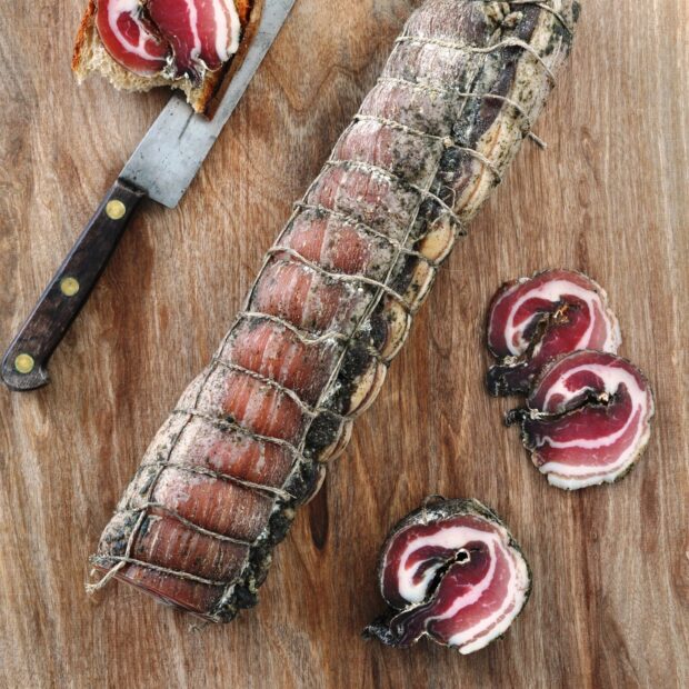 Poitrine roulée Salaison du Champsaur Saint Laurent du Cros Hautes Alpes Charcuterie Artisanale en ligne